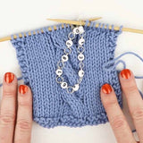 Sparkle Bee Circle Chain Row Counter: Small (up to US 4 needle / E hook)