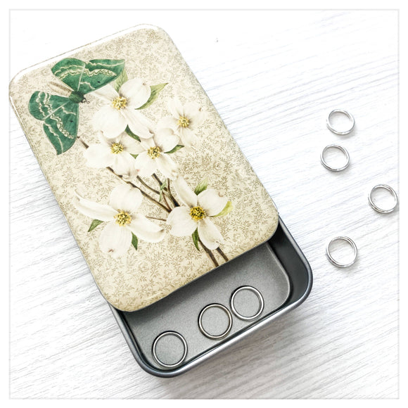 Green Moth & Dogwood Notion Tin: Large